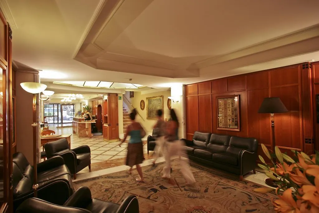 Hotel Capitol Milano 4*, Mediolan